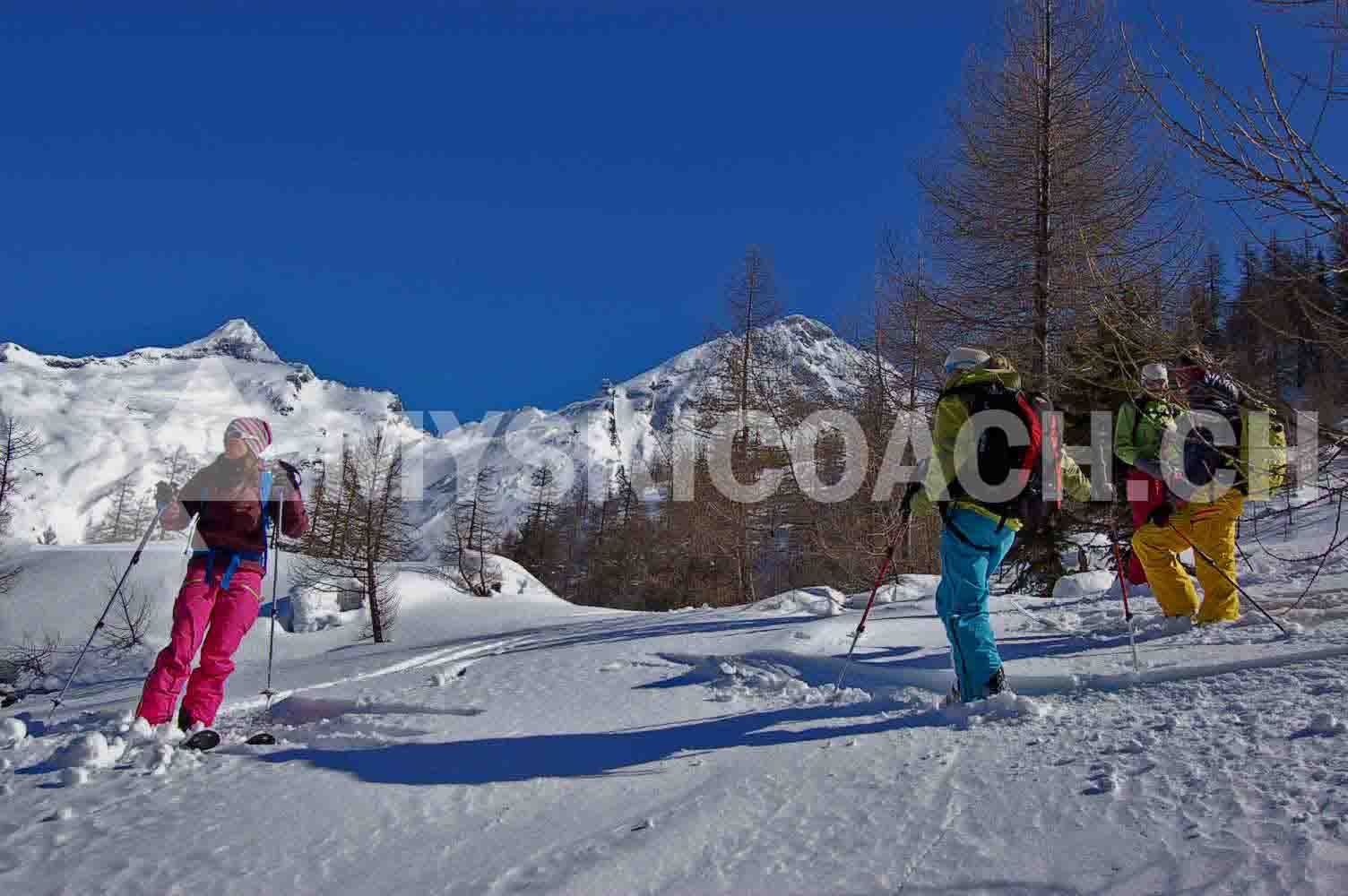 Freeride dames ¦ Cours privé technique du ski hors piste pour les femmes